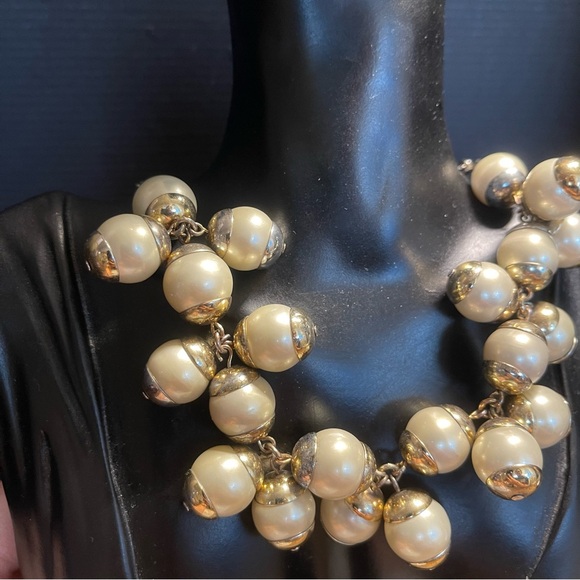 Faux pearl two tone j crew statement necklace - Picture 3 of 5